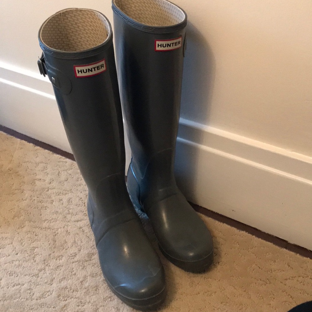 Tall hunter boots